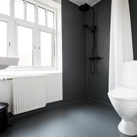 Inn Diagonalkroen Give