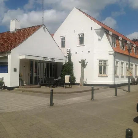 Diagonalkroen Fogadó 3*